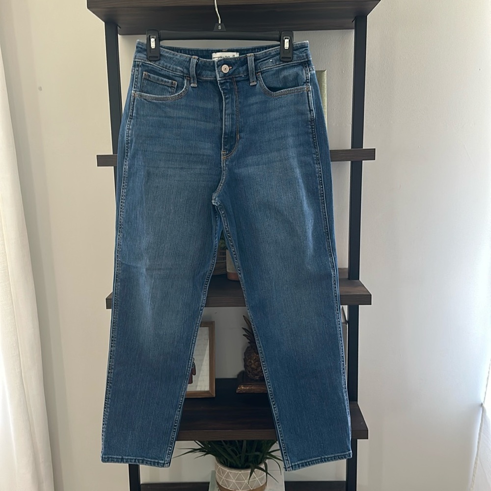 Abercrombie The Mom High Rise